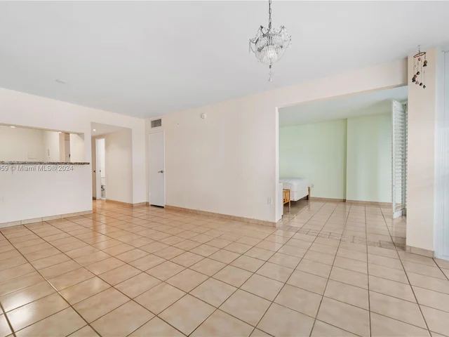 1228 West Ave # 713, Miami Beach FL 33139