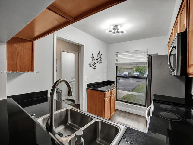 3062 S Oakland Forest Dr # 209, Oakland Park FL 33309