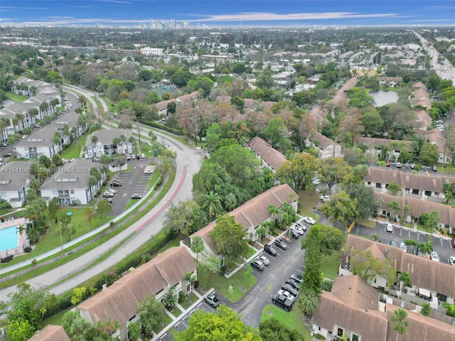 3062 S Oakland Forest Dr # 209, Oakland Park FL 33309