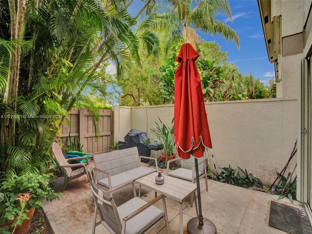 3062 S Oakland Forest Dr # 209, Oakland Park FL 33309