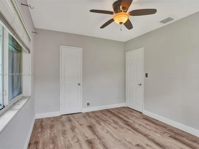 1705 SW 13th Ct, Fort Lauderdale FL 33312