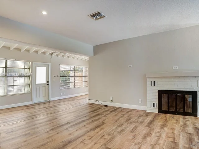 1705 SW 13th Ct, Fort Lauderdale FL 33312