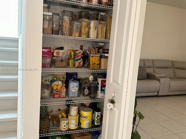 24242 SW 119th Pl, Homestead FL 33032