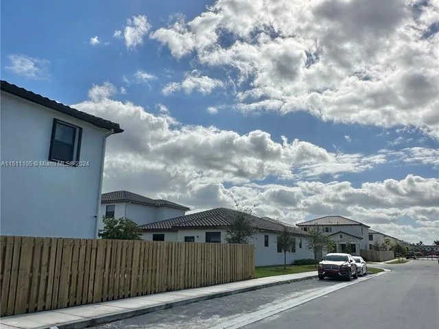 24242 SW 119th Pl, Homestead FL 33032