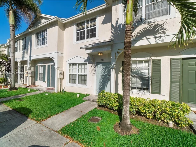 4974 SW 31st Ter # 4974, Hollywood FL 33312