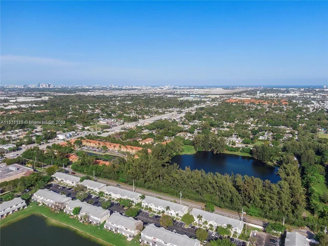 4974 SW 31st Ter # 4974, Hollywood FL 33312