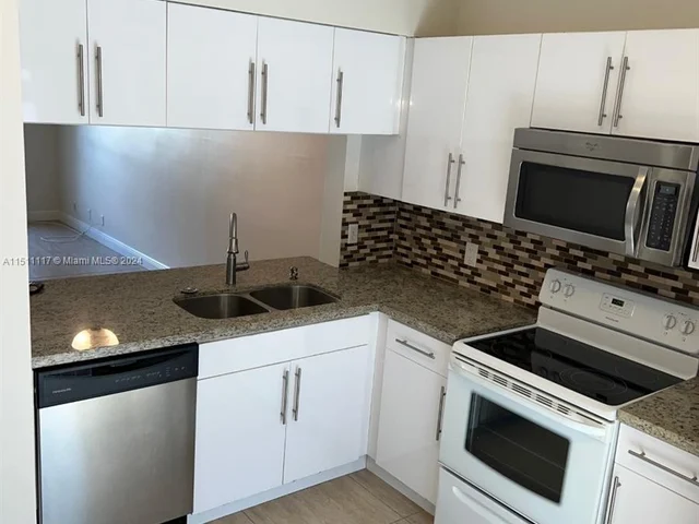 4974 SW 31st Ter # 4974, Hollywood FL 33312