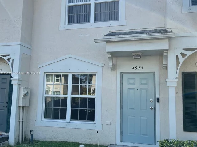 4974 SW 31st Ter # 4974, Hollywood FL 33312