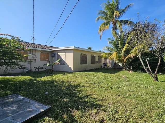 2771 SW 3rd St, Fort Lauderdale FL 33312