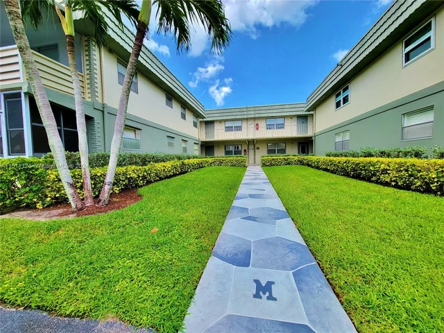 597 Monaco M # 597, Delray Beach FL 33446