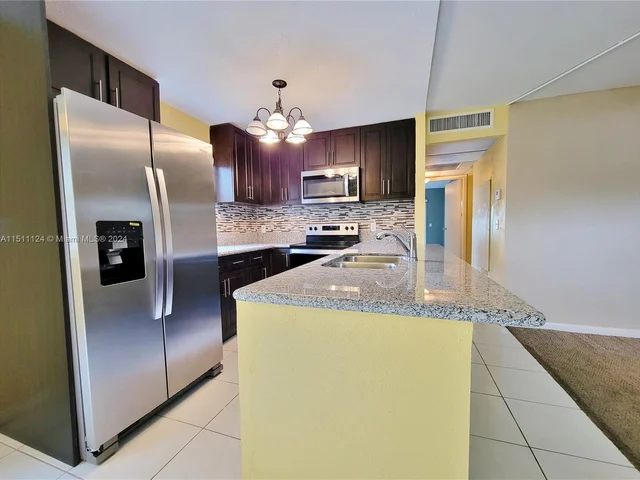 597 Monaco M # 597, Delray Beach FL 33446