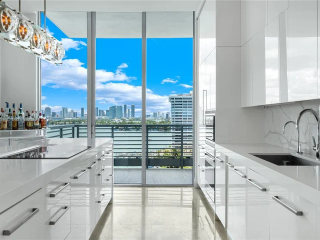 1445 16th St # 1, Miami Beach FL 33139