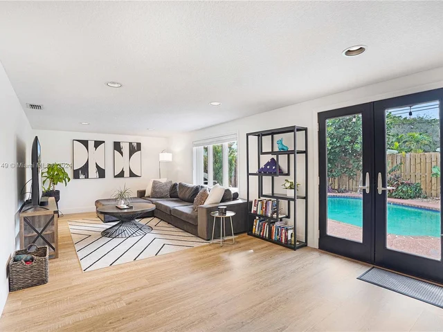 6341 NE 22nd Ave, Fort Lauderdale FL 33308