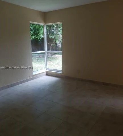 2500 NE 193rd St # 19381, Miami FL 33180