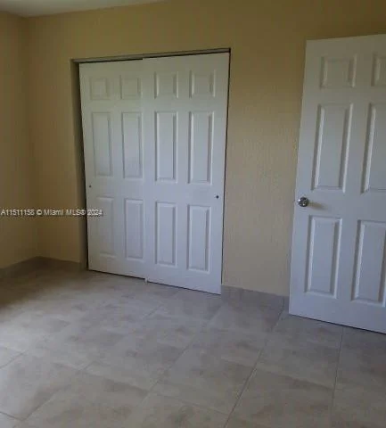 2500 NE 193rd St # 19381, Miami FL 33180