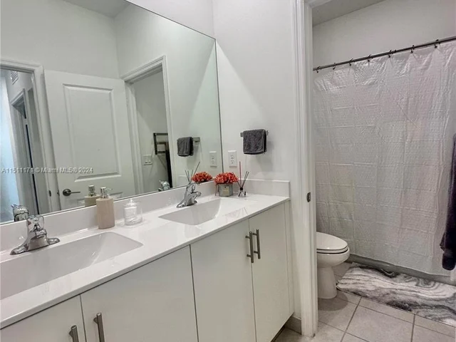 24242 SW 119th Pl # 24242, Homestead FL 33032