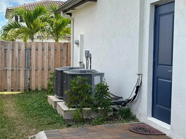 24242 SW 119th Pl # 24242, Homestead FL 33032