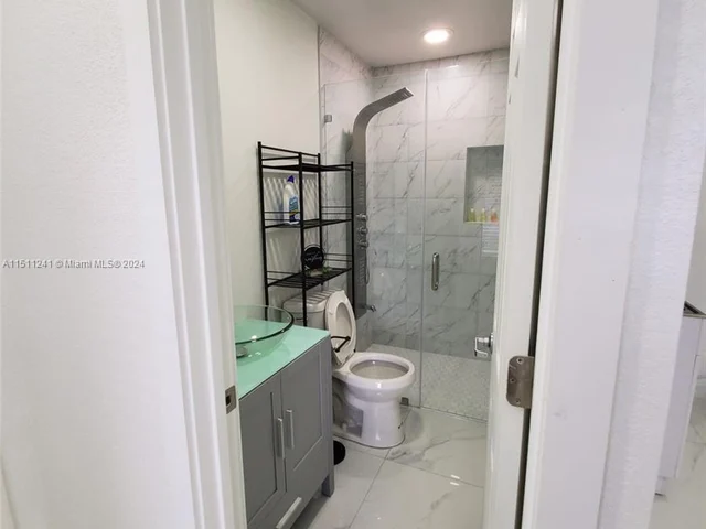 411 NW 51st Ave, Miami FL 33126