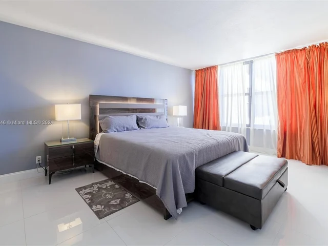 2500 Parkview Dr # 1117, Hallandale Beach FL 33009