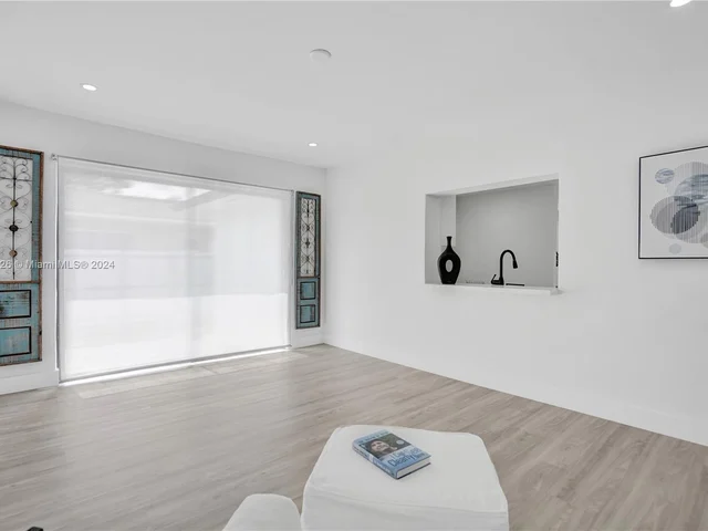 845 Ludlam Dr, Miami Springs FL 33166