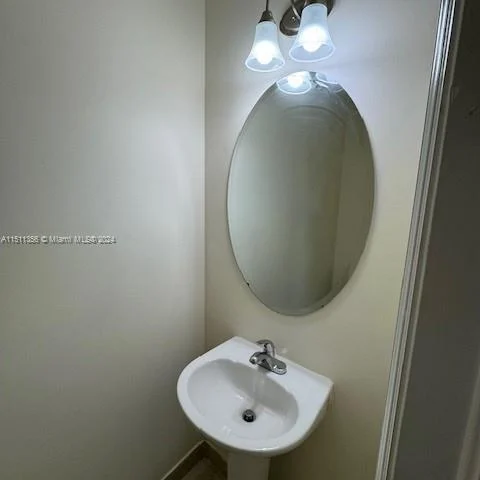 290 NW 109th Ave # 212, Miami FL 33172