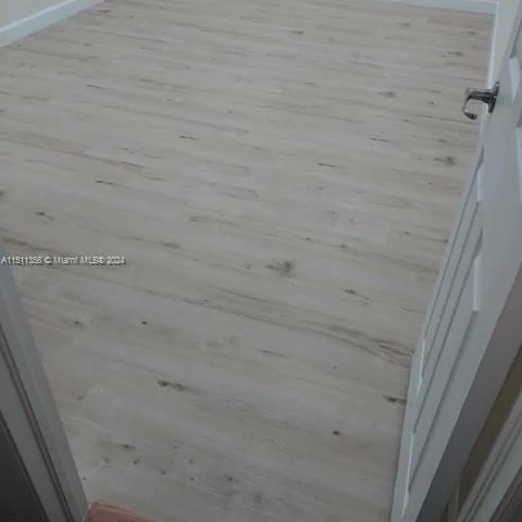 290 NW 109th Ave # 212, Miami FL 33172