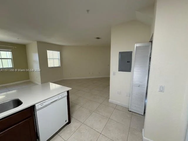 290 NW 109th Ave # 212, Miami FL 33172