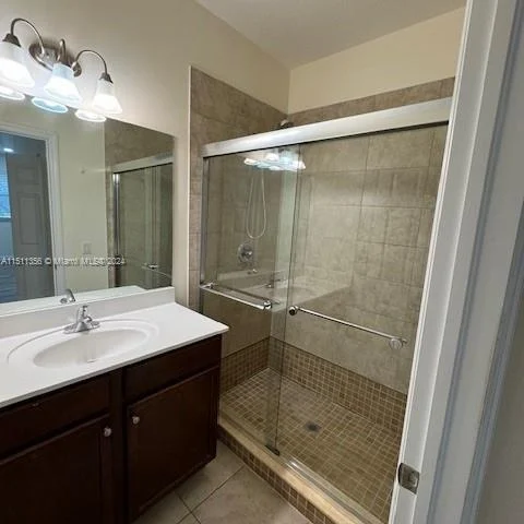 290 NW 109th Ave # 212, Miami FL 33172