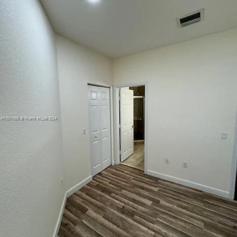 290 NW 109th Ave # 212, Miami FL 33172