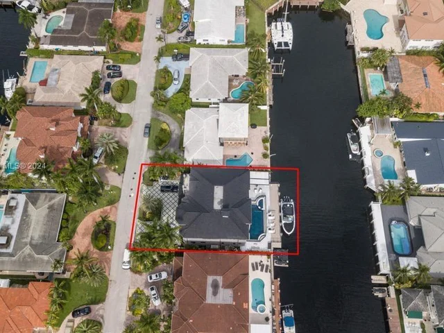 3380 NE 170th St, North Miami Beach FL 33160