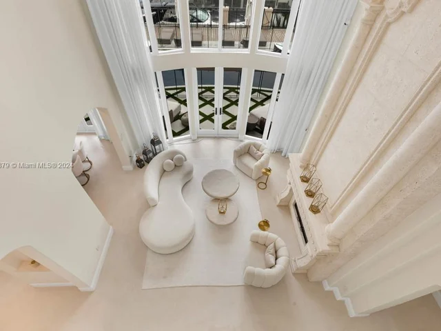 3380 NE 170th St, North Miami Beach FL 33160