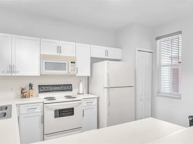 4465 SW 160th Ave # 101, Miramar FL 33027