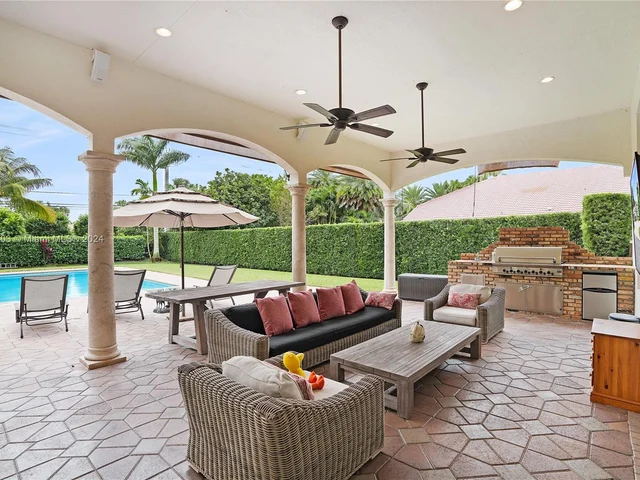 11242 SW 25th Ct, Davie FL 33325