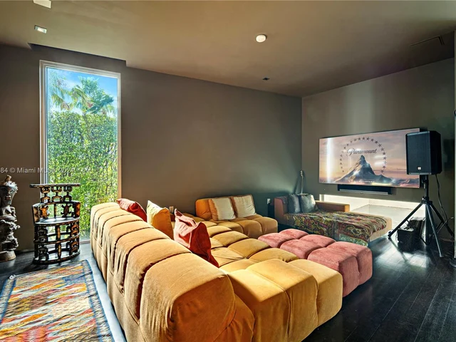 9407 E Broadview Dr, Bay Harbor Islands FL 33154