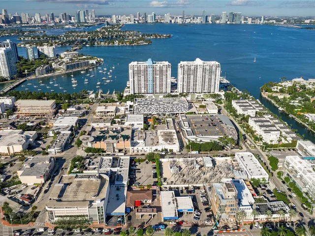 1800 Sunset Harbour Dr # 803, Miami Beach FL 33139