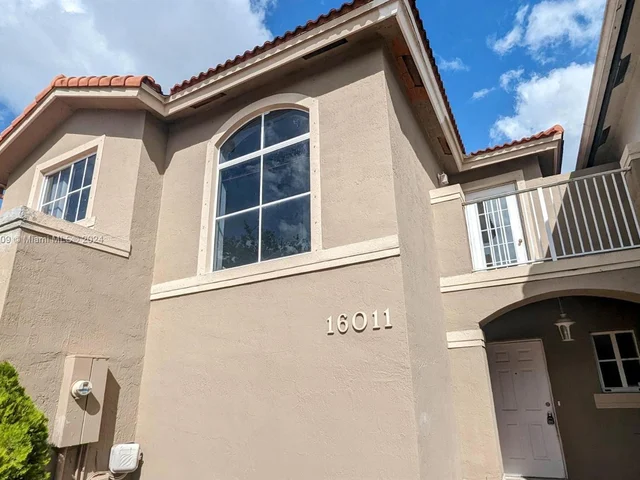 16011 SW 87th Ter, Miami FL 33193