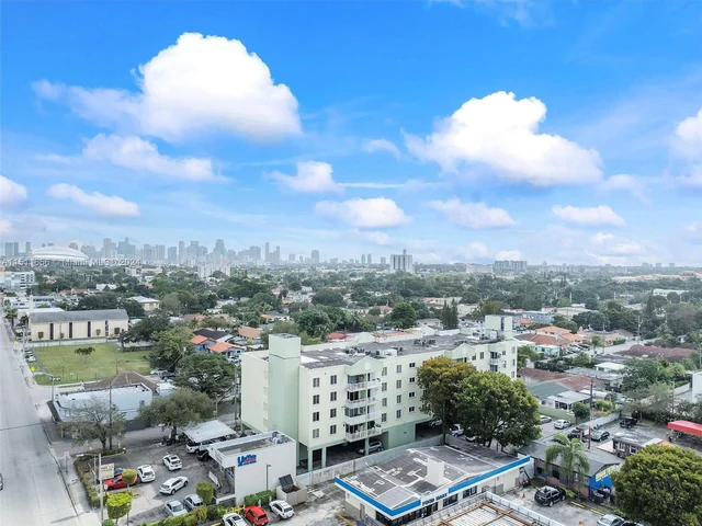 616 NW 26th Ave # 504, Miami FL 33125