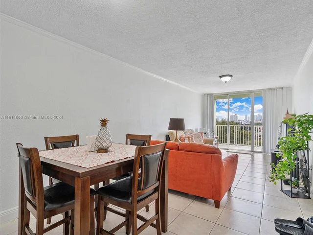 616 NW 26th Ave # 504, Miami FL 33125