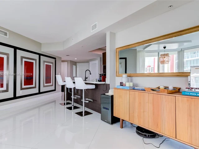 250 Sunny Isles Blvd # 804, Sunny Isles Beach FL 33160