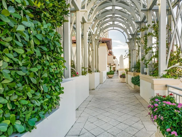 250 Sunny Isles Blvd # 804, Sunny Isles Beach FL 33160