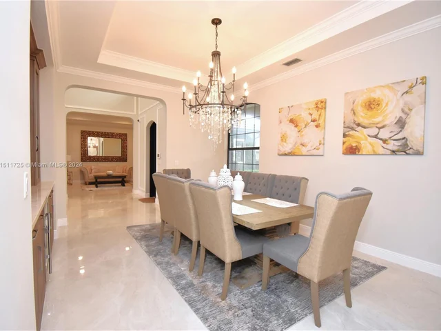 9015 Vista Way, Parkland FL 33076