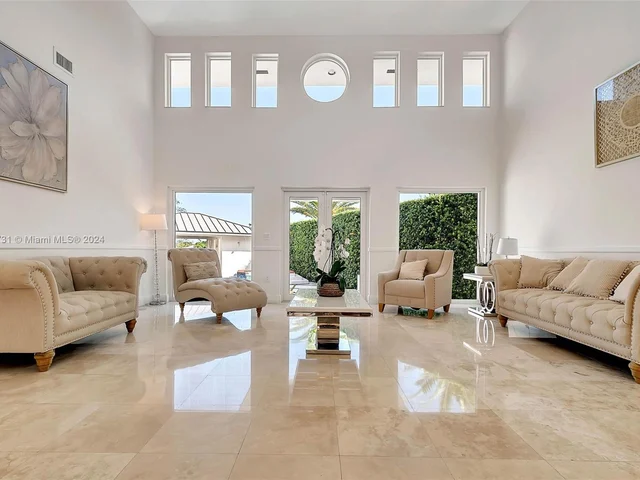 4747 SW 89th Ave, Miami FL 33165