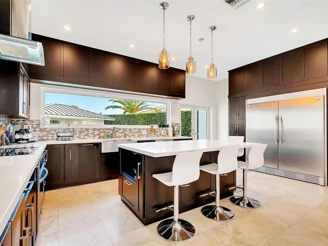 4747 SW 89th Ave, Miami FL 33165