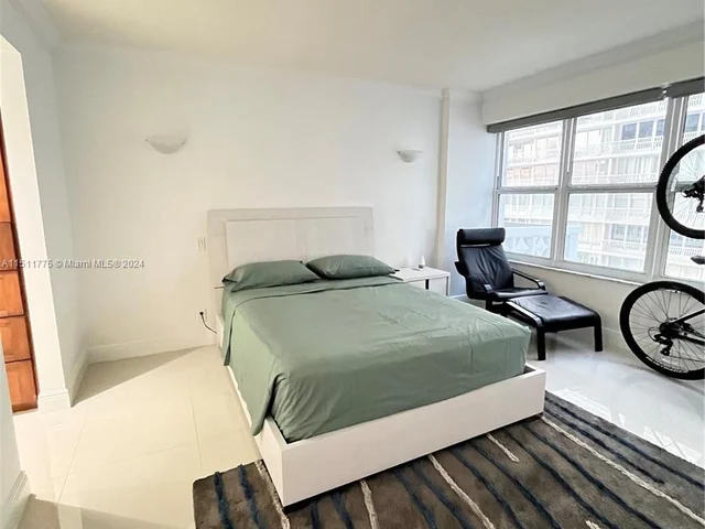 4010 Galt Ocean Dr # 816, Fort Lauderdale FL 33308