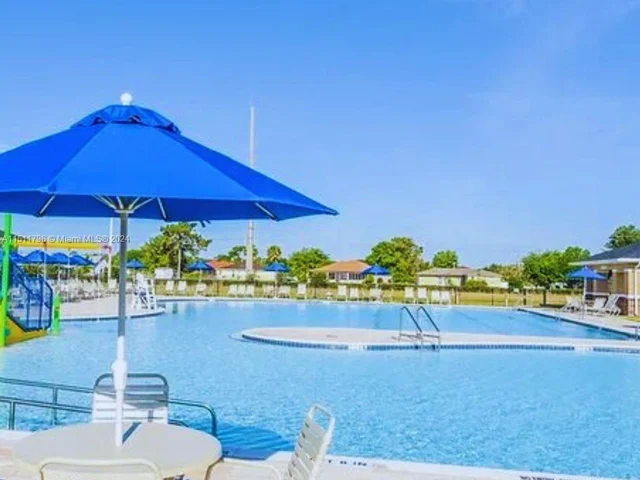 1445 Swan Ct # 1445, Kissimmee FL 34759