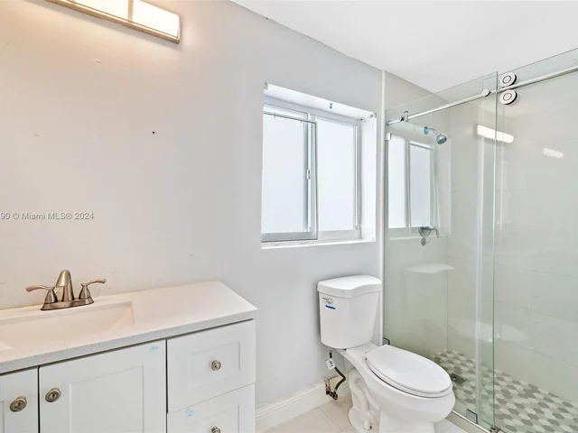 6501 Flagler St, Hollywood FL 33023