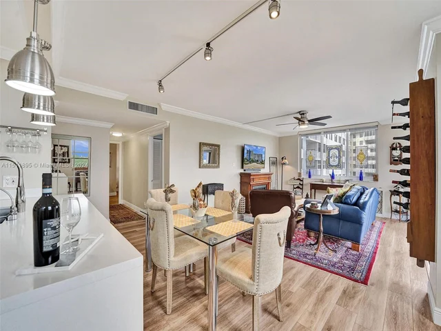 4200 Hillcrest Dr # 619, Hollywood FL 33021