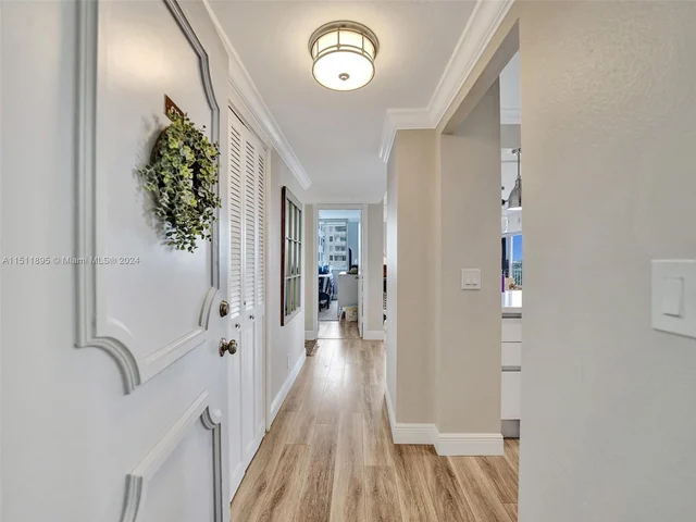 4200 Hillcrest Dr # 619, Hollywood FL 33021