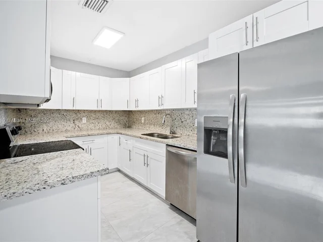 6501 Flagler St, Hollywood FL 33023