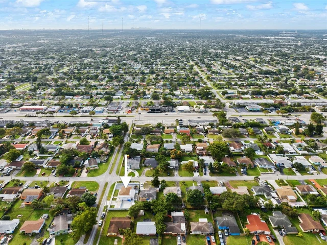 6501 Flagler St, Hollywood FL 33023